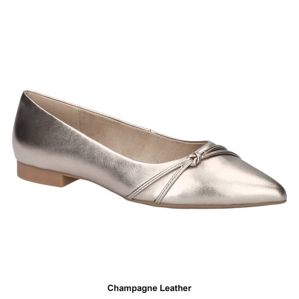 Womens Bella Vita Rhea Pointed Toe Flats