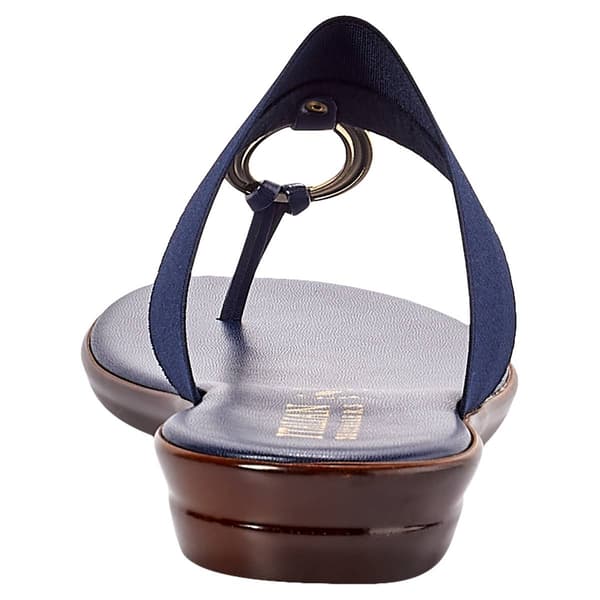 Womens Italian Shoemakers Accord Thong Sandals