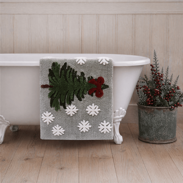 Avanti Snowy Pines Rug