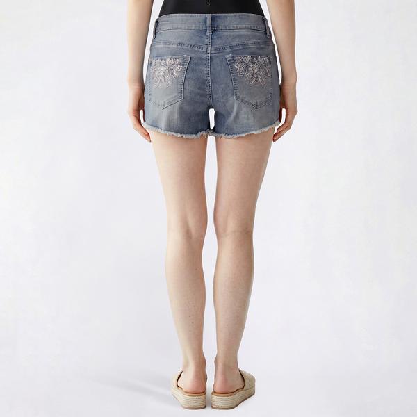 Juniors Wallflower Fearless Curvy High Rise Shorts