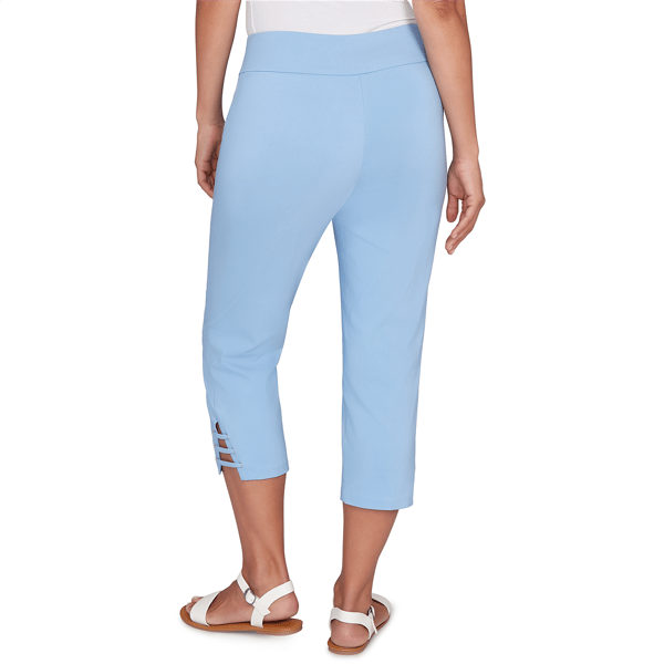 Petite Hearts of Palm Smooth Sailing Solid Pull On Capris