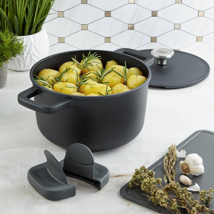BergHOFF Phantom Nonstick 10in. Ceramic Covered Stockpot
