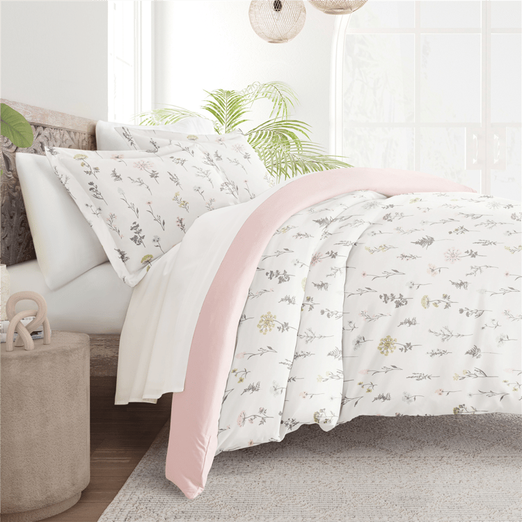 Soft Essentials Ultra Soft Wildflower Reversible Duvet Cover Set