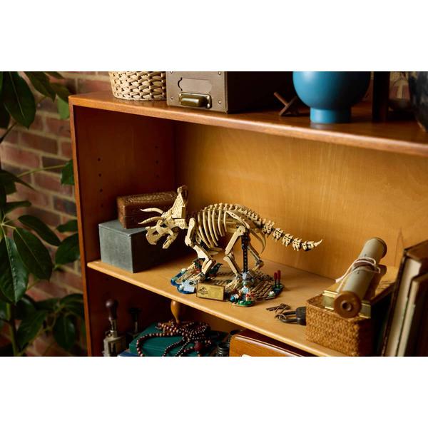 LEGO® Jurassic World Dinosaur Fossils: Triceratops