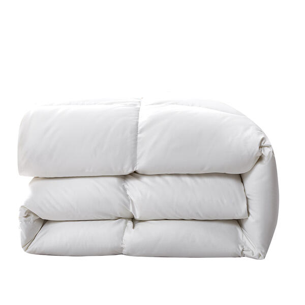 Serta® 300 Thread Count White Down Fiber Light Warmth Comforter