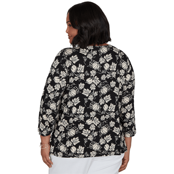 Plus Size Emaline Key Items 3/4 Sleeve V Neck Pumpkin Tee