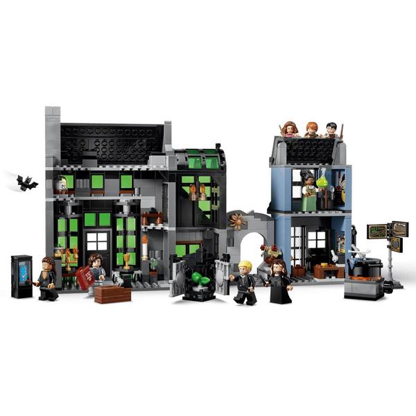 LEGO® Harry Potter™ Knockturn Alley™ Wizarding Shops Kit