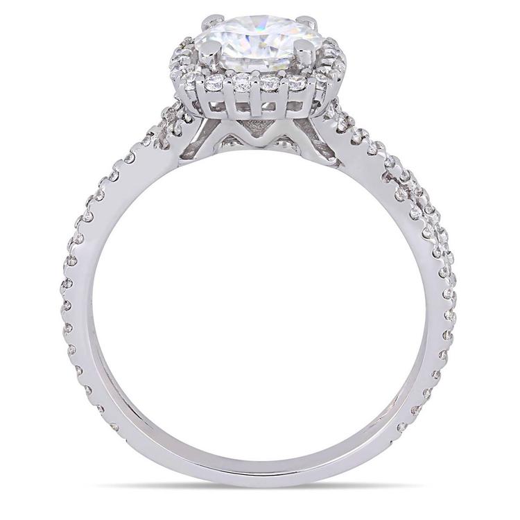 Diamond Classics™ 10kt. Round & Halo Set Engagement Ring