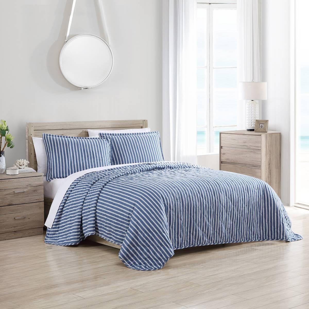 Stone Cottage Willow Way Striped 136 TC Reversible Quilt Set