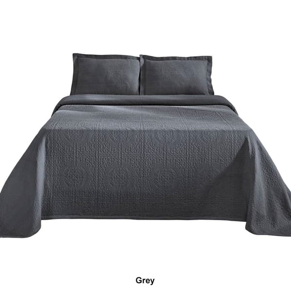 Superior Jacquard Matelass&#233; Cotton Medallion Bedspread Set