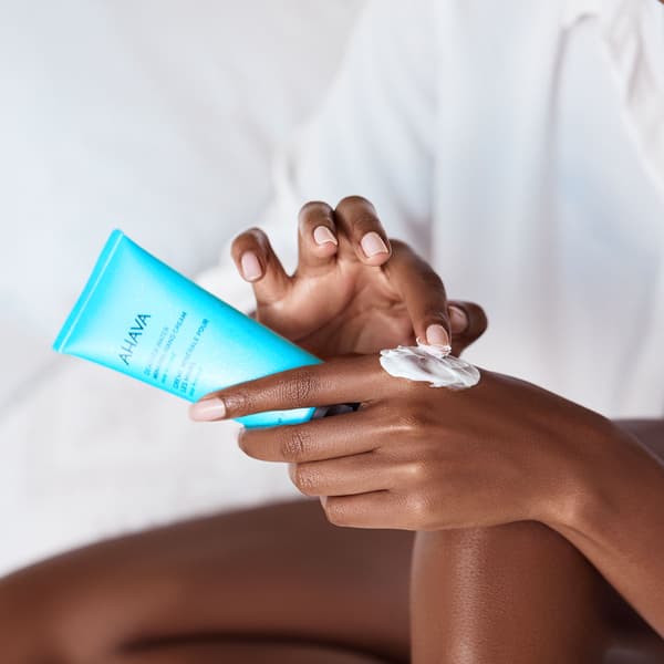 AHAVA Mineral Sea-Kissed Scented Hand Cream