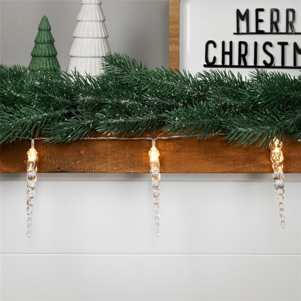 Northlight 4.5ft. Warm White Icicle String Christmas Light Set