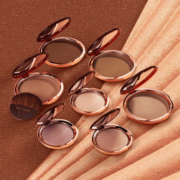 Est&#233;e Lauder&#8482; Bronze Goddess Highlighting Powder Gelee
