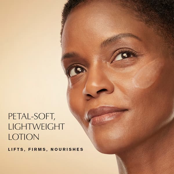 Estée Lauder™ Revitalizing Supreme+ Milky Lotion Moisturizer