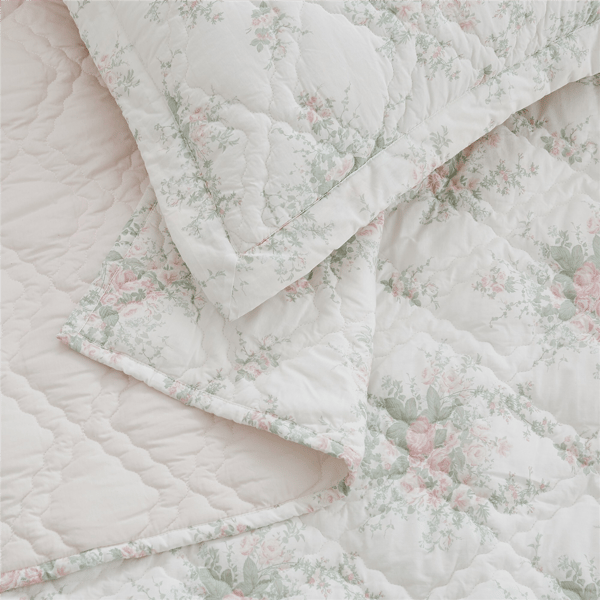 The Farmhouse by Rachel Ashwell English Garden 3pc. Quilt Set