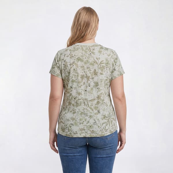 Plus Size Tru Self Short Sleeve Snap Button Henley Floral Tee