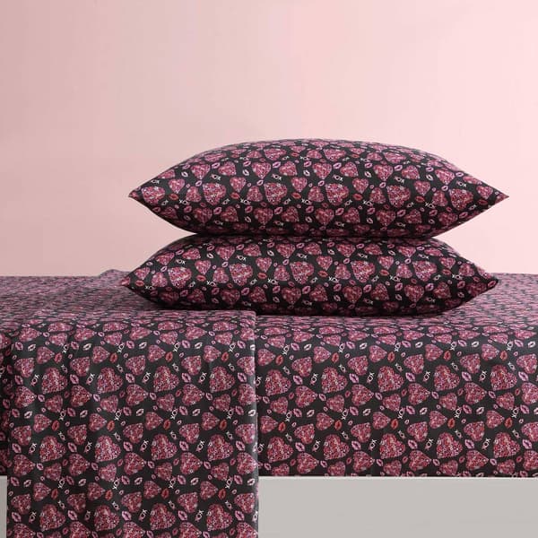 Betsey Johnson Lipstick Betsey Sheet Set