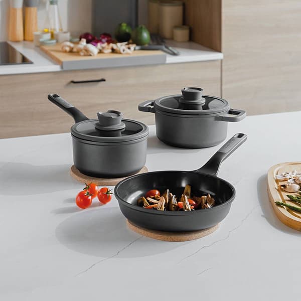 BergHOFF Stone+ Nonstick 5.3qt. Ceramic Wok Pan