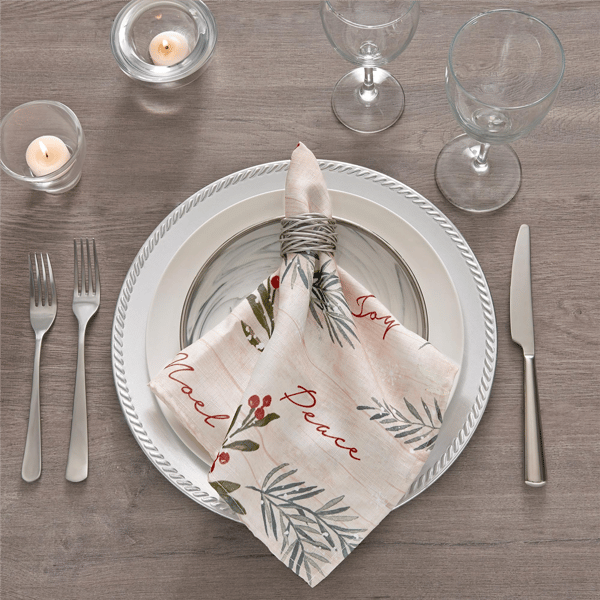 Threadmade Holiday Tree Trimmings Napkins - Set of 4