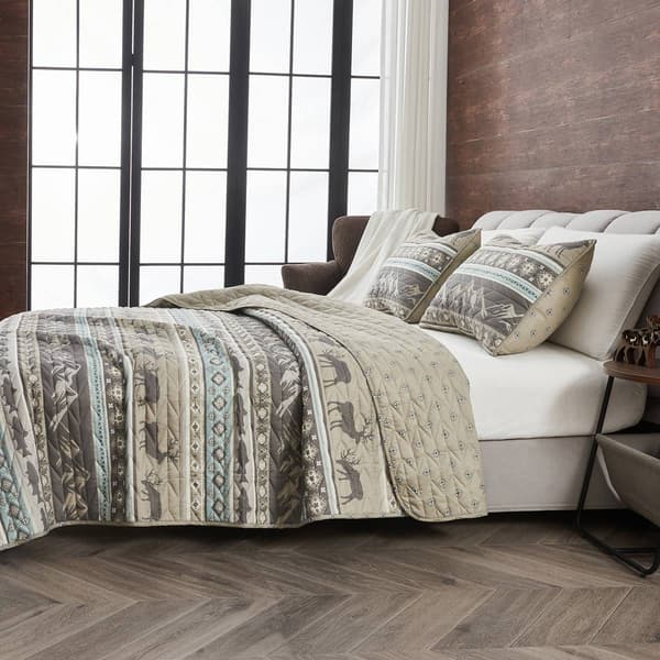 FreshFolds Yosemite 3pc. Reversible Wildlife Stripe Quilt Set