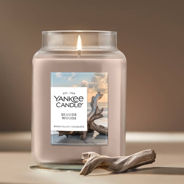 Yankee Candle&#40;R&#41; 22oz. Seaside Woods Jar Candle