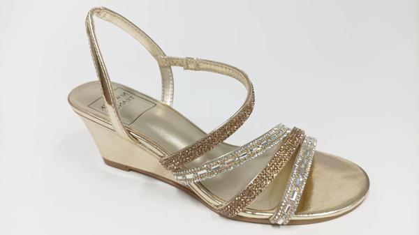 Womens New York Transit Frivolous Dress Sandals