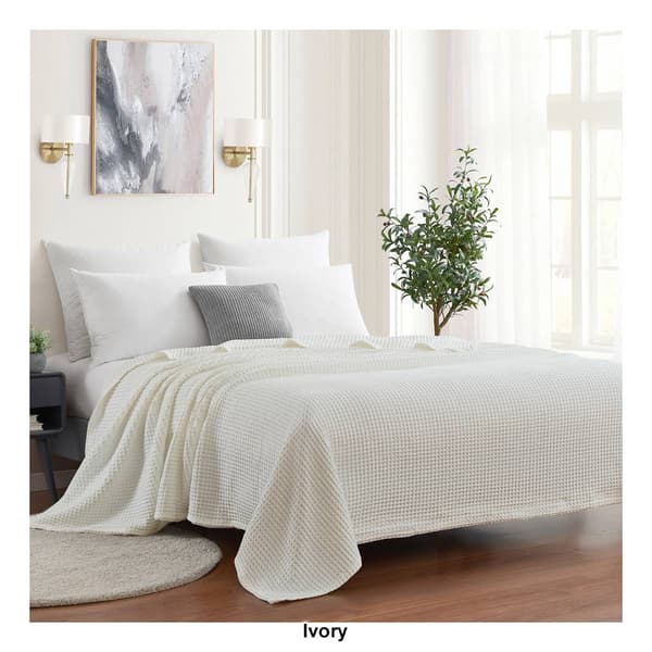 Sweet Home Collection Grand Hotel Waffle Weave Blanket