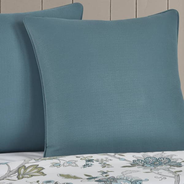 J. Queen New York Rosanna Bedding Collection