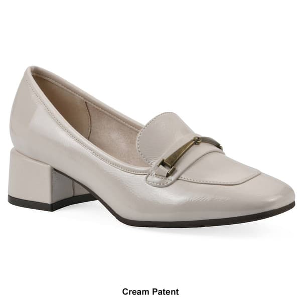 Womens Cliffs by White Mountain Quinna Low-Block Pumps