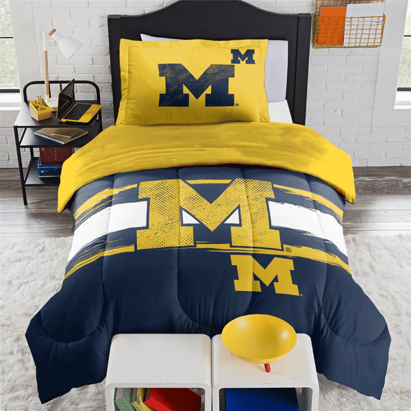 Sweet Home Collection NCAA Michigan Wolverines Comforter Set - image 