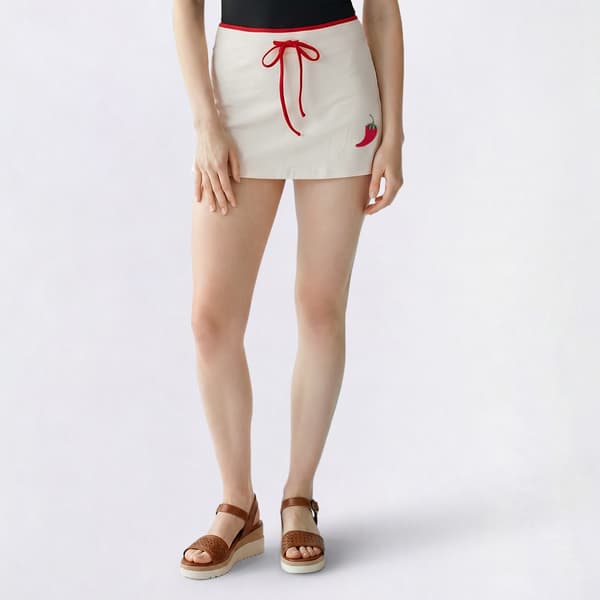 Juniors No Comment Contrast Applique Mini Skort - Gardenia - image 
