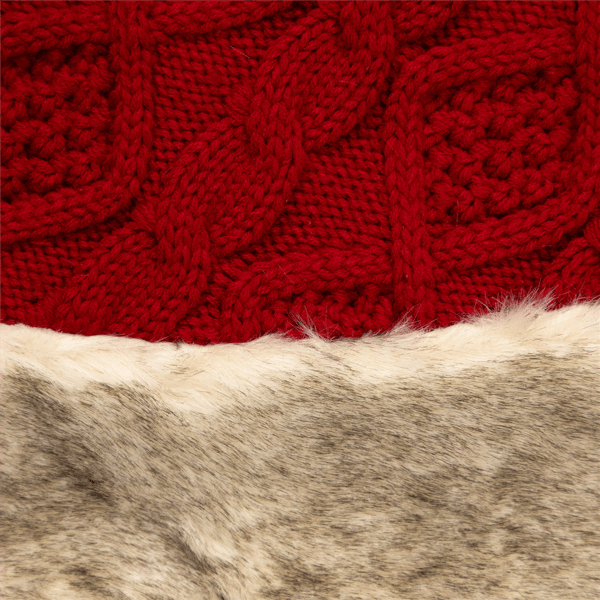 Northlight 48in. Cable Knit Christmas Tree Skirt w/ Faux Fur Trim