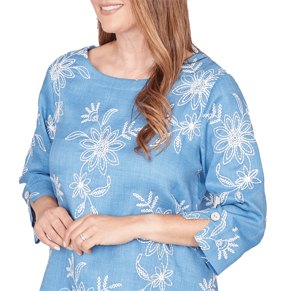 Petite Alfred Dunner Classics Tossed Floral Embroidered Blouse