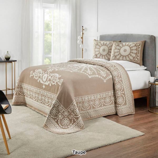 Superior Traditional Medallion Jacquard Bedspread Set