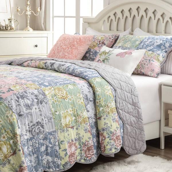 Greenland Home Fashions&#40;tm&#41; Emma Patchwork Print Quilt Set - image 