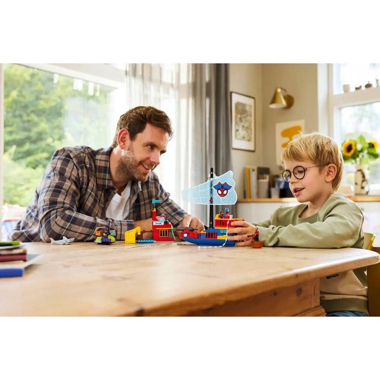 LEGO® Marvel Team Spidey Pirate Ship Building Kit