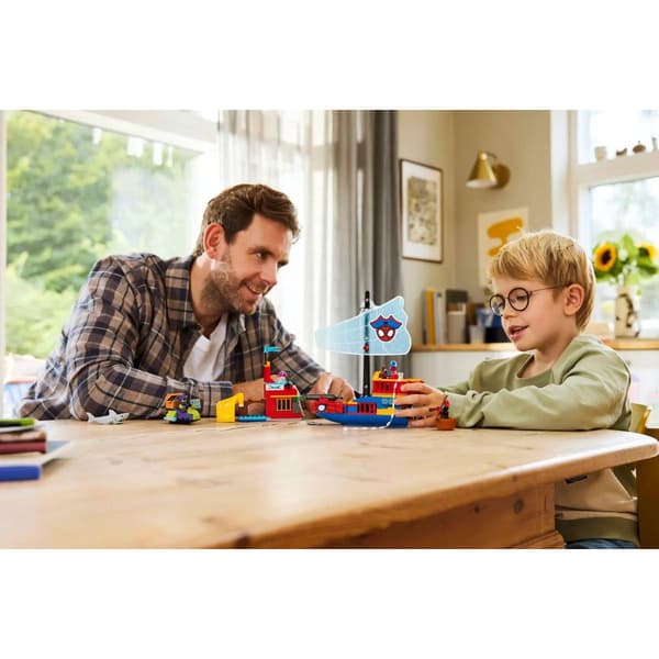 LEGO® Marvel Team Spidey Pirate Ship Building Kit