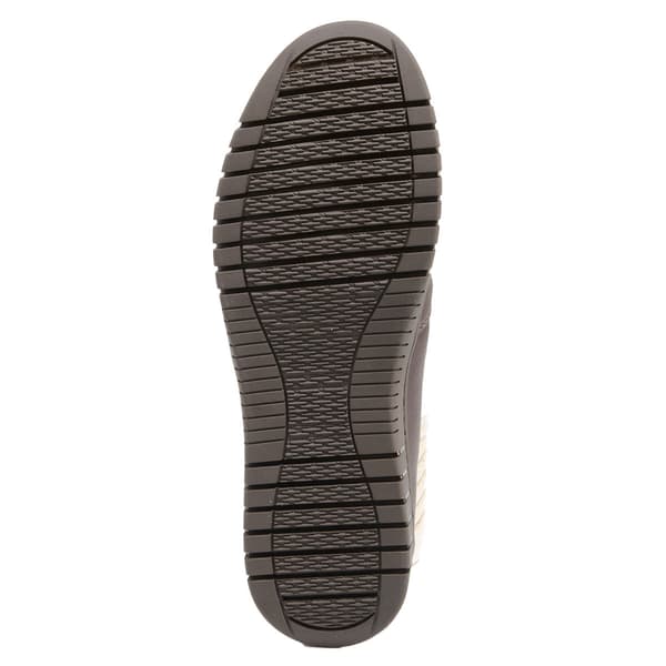 Womens Easy Street Oriel Brown Loafers