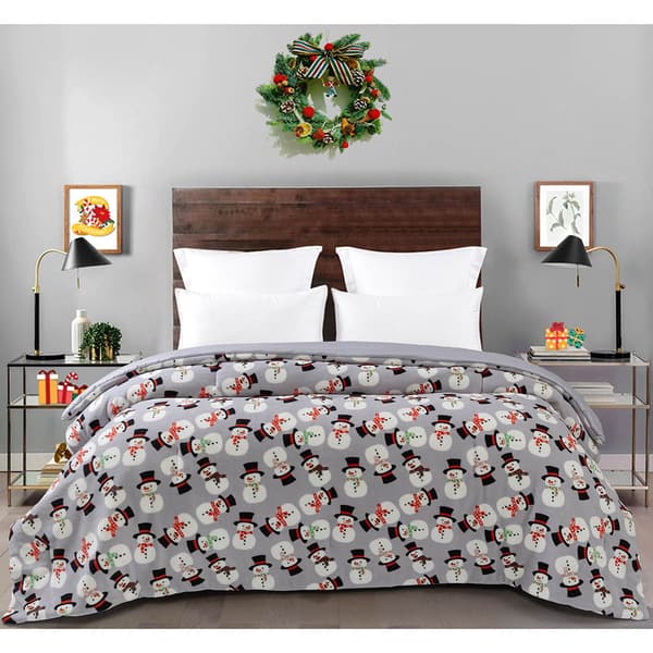 Ashley Cooper(tm) Festive Frosty Plush Comforter - image 