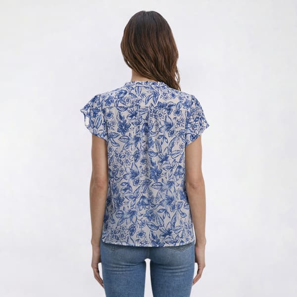 Womens Preswick & Moore® Flutter Sleeve Floral Blouse
