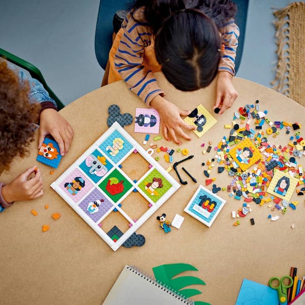 LEGO&#174; Disney 100 Painting with Mickey Art Set