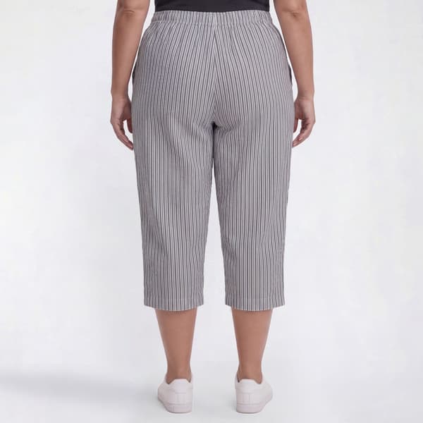 Plus Size Jordana Rose Seersucker Stripe Capris