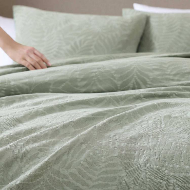 Tommy Bahama Harbor Palm 3pc. Comforter Set