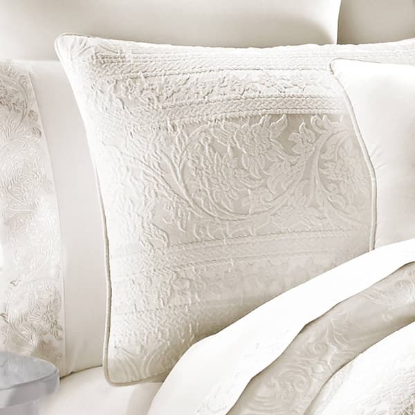 Five Queens Court Mackay 4pc. Comforter Set