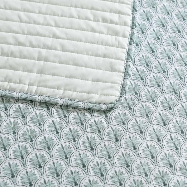 Tommy Bahama Coastal Batik Quilt Set
