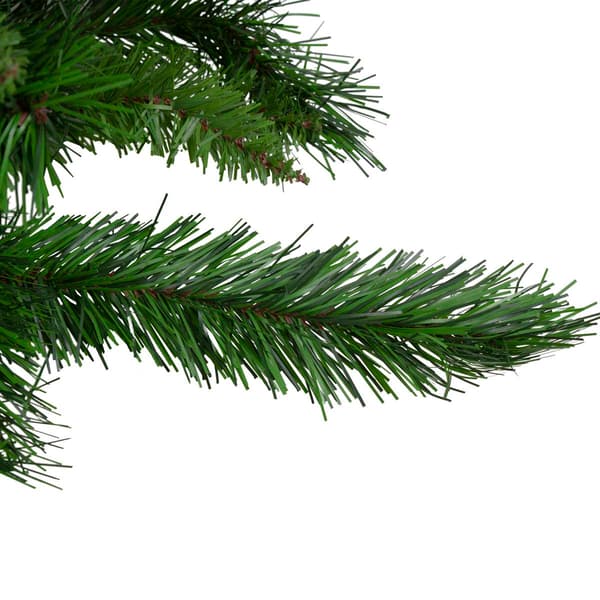 Northlight Seasonal 48in. Lush Pine Artificial Christmas Wreath