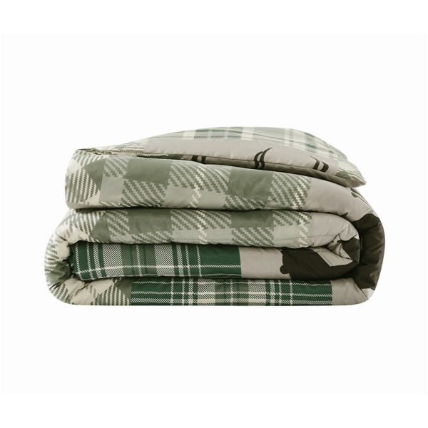 Mossy Oak Bear Patchwork Comforter