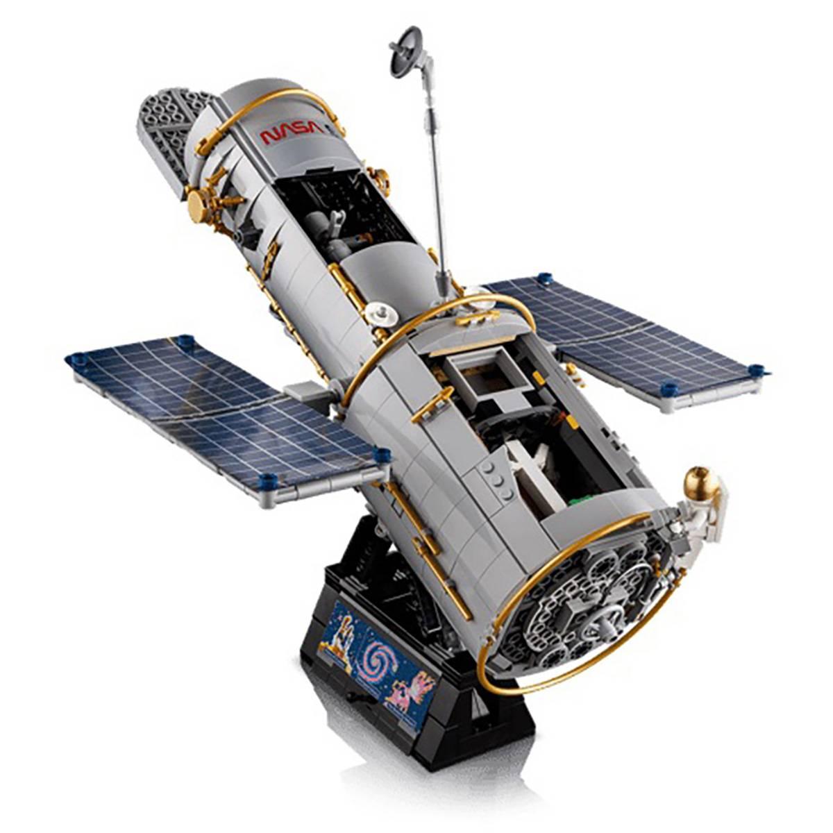 LEGO® Icons Hubble Space Telescope Building Kit