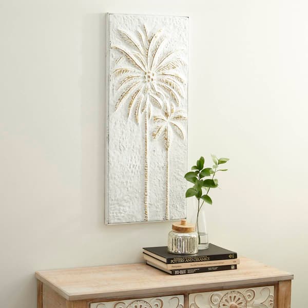 9th & Pike&#174; Coastal Palm Tree Metal Wall D&#233;cor