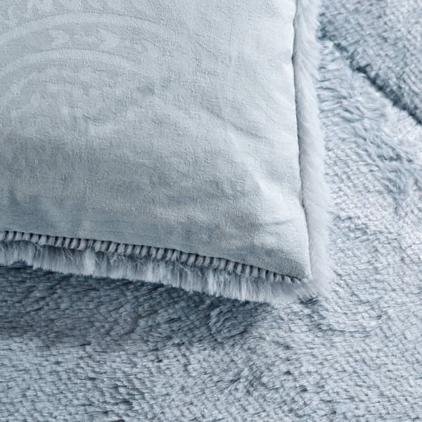 Wesley Mancini Cozy Reversible Jacquard Blanket